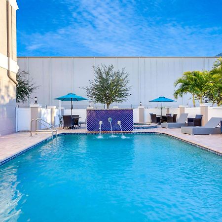 La Quinta By Wyndham Tampa Central Экстерьер фото