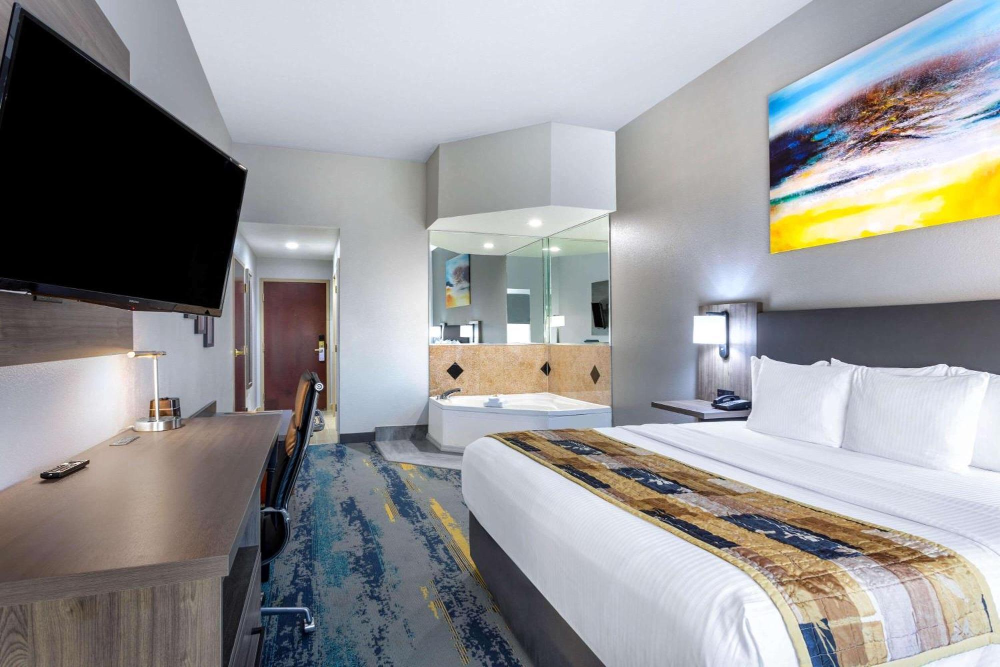 La Quinta By Wyndham Tampa Central Экстерьер фото